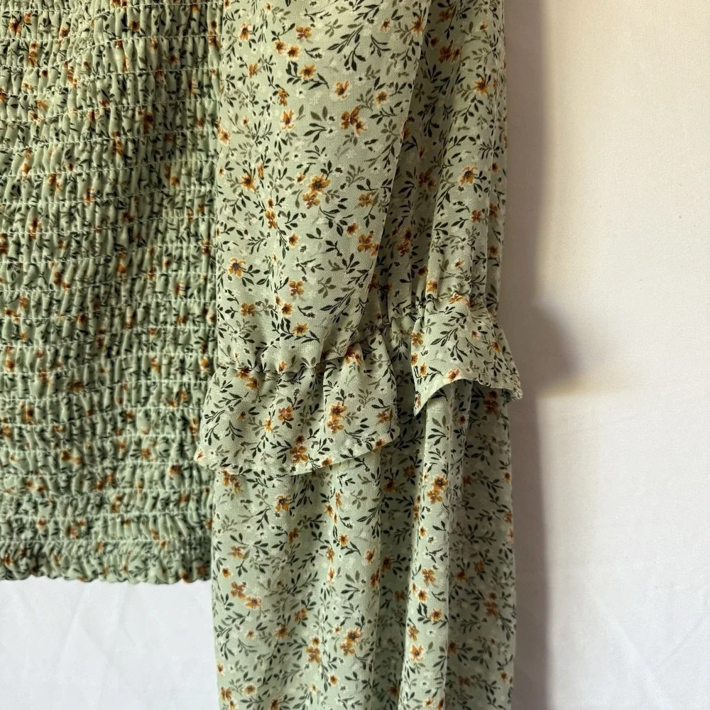Wild Fable Floral Smocked Top Womens XXL Sage Green Excellent Puff Sleeve Boho
